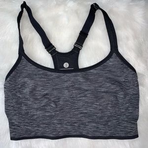Old Navy Grey Lightly Lined Sports Bra